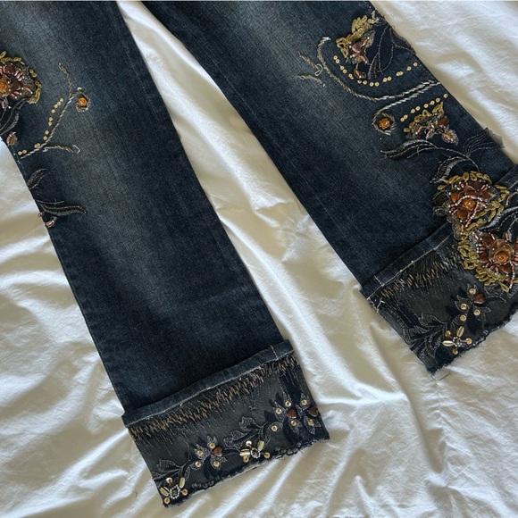 Y2K embroidered dark wash jeans - Picture 7 of 8